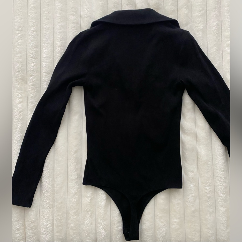(2) Express Women’s Ribbed V-Neck Collar Bodysuits Shirt Black Size S - Picture 6 of 6